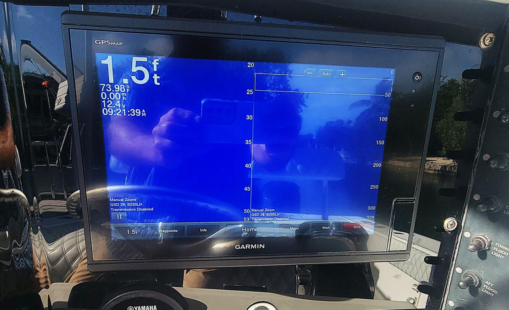 Slide: The Image of Venture 34 Center Console 2000 - 5273617