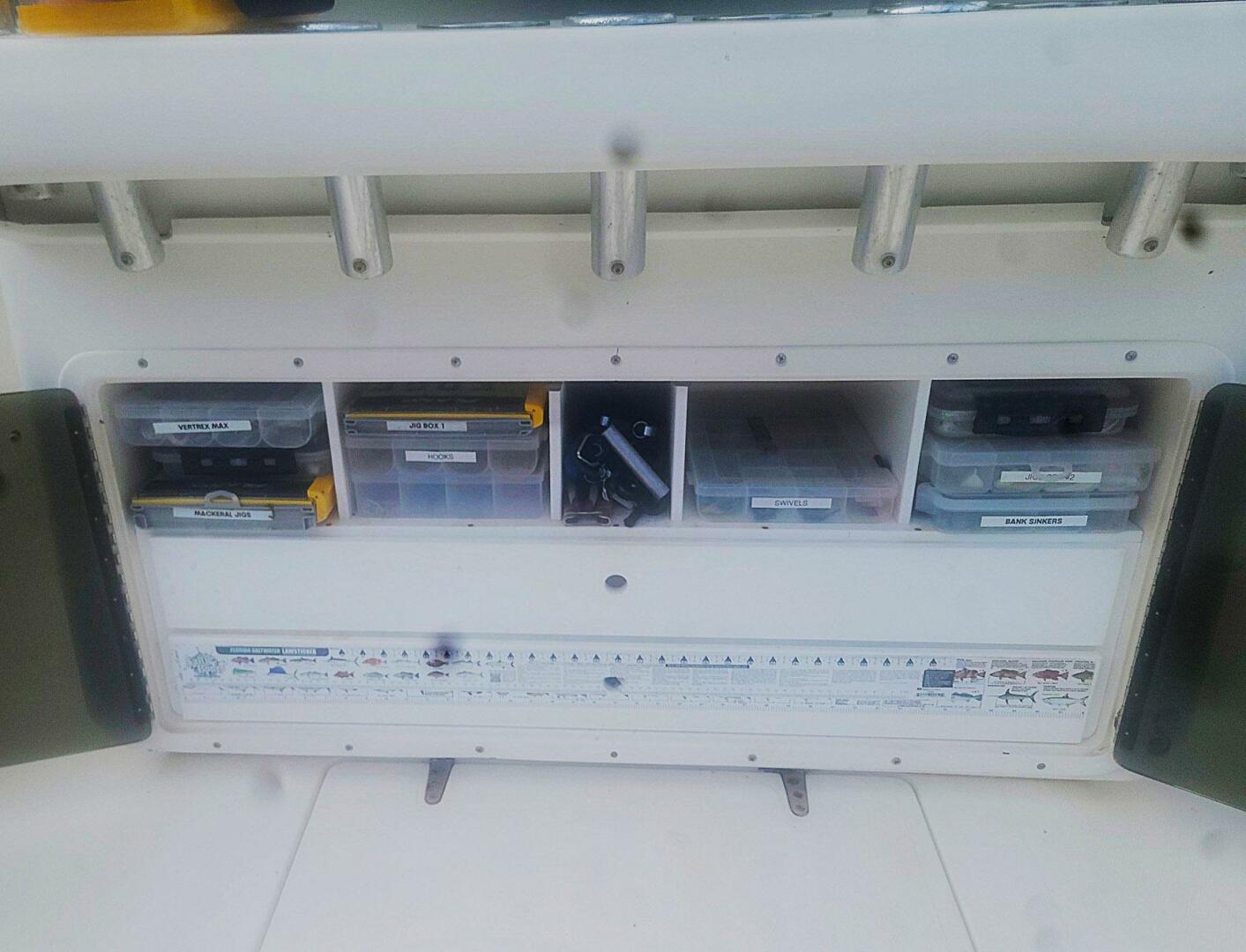 Slide: The Image of Venture 34 Center Console 2000 - 5273624