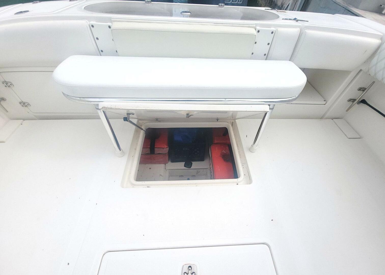 Slide: The Image of Venture 34 Center Console 2000 - 5273626