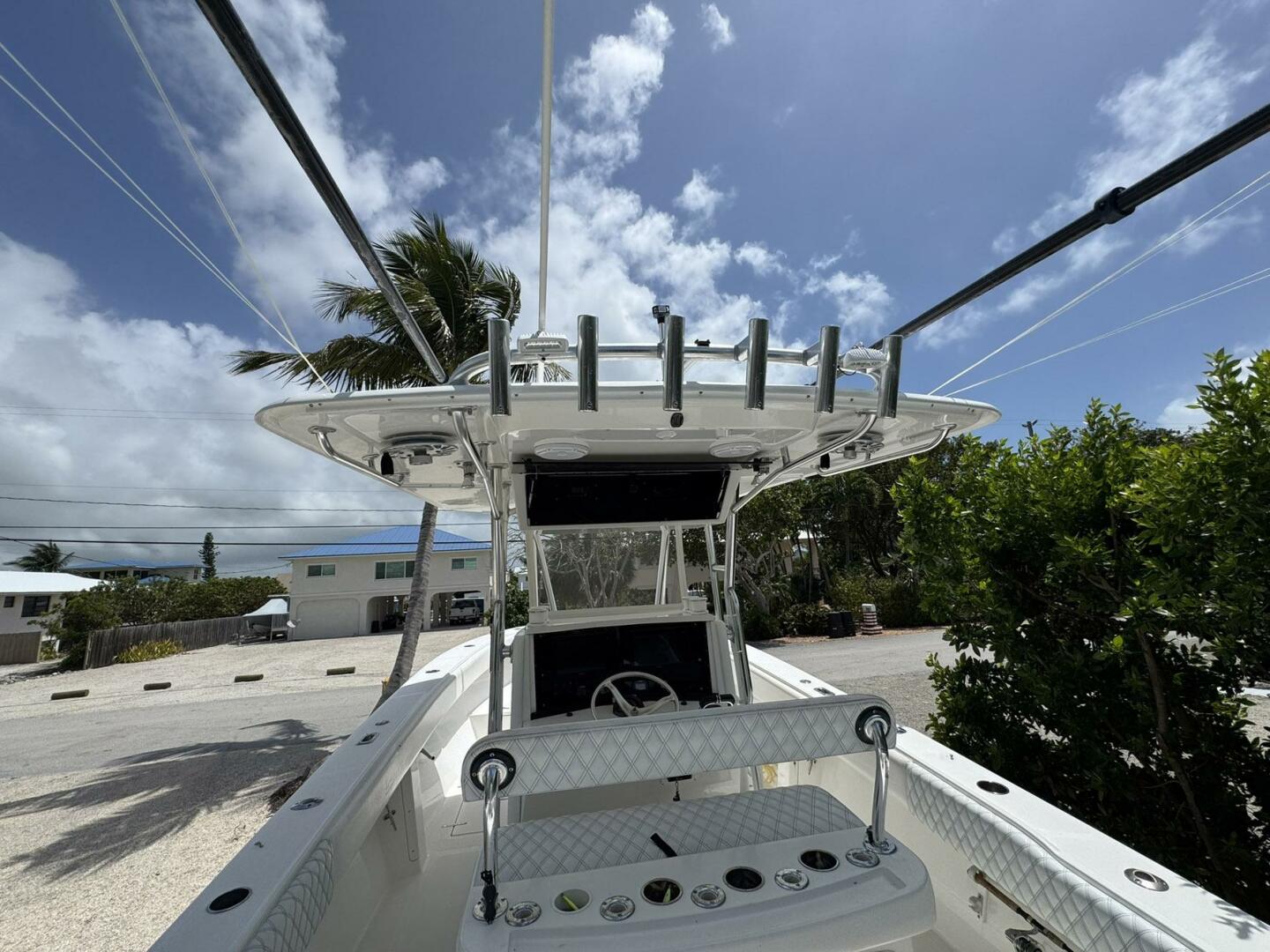 Slide: The Image of Venture 34 Center Console 2000 - 5273627