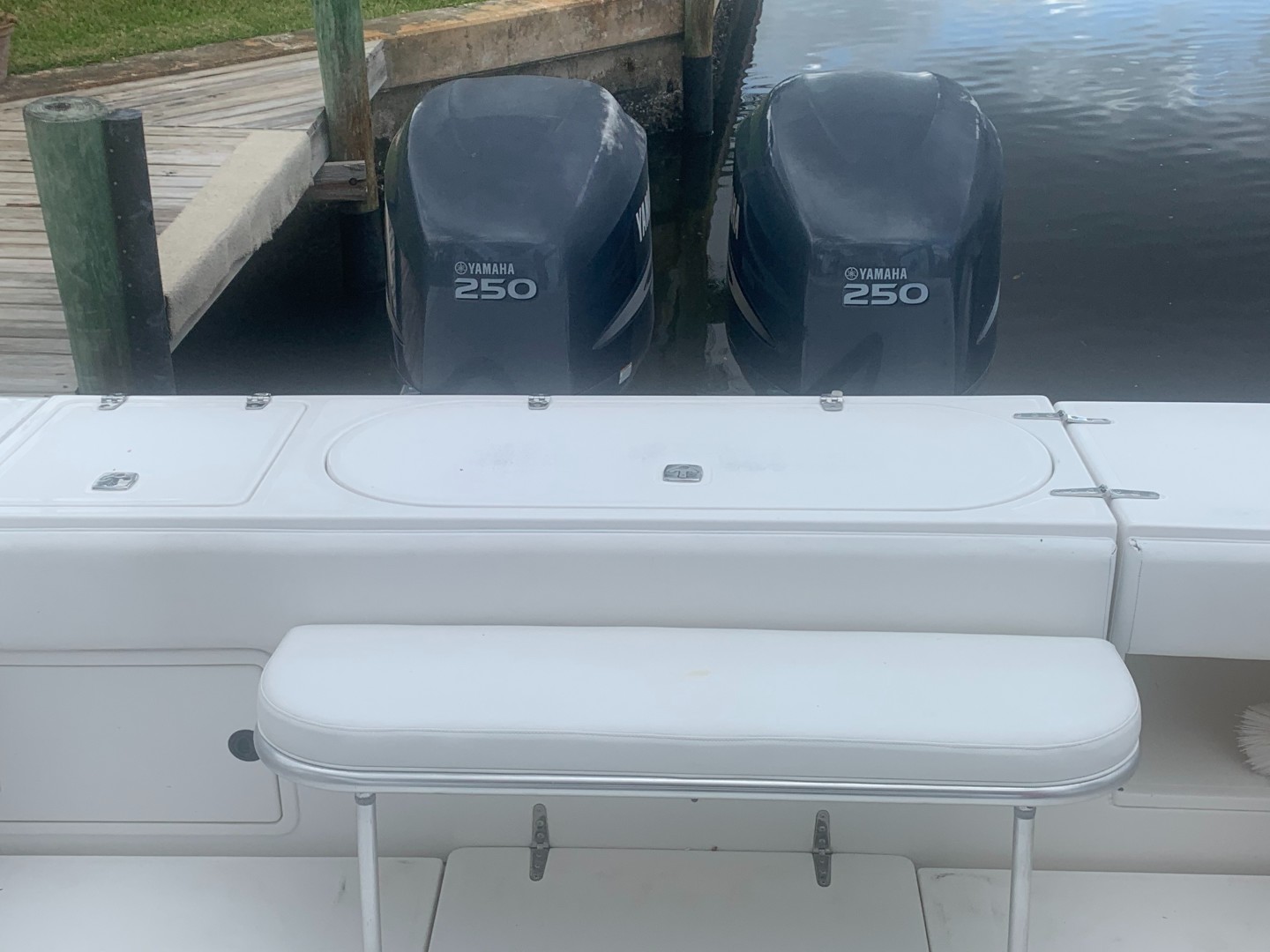 Slide: The Image of Venture 34 Center Console 2001 - 1643431