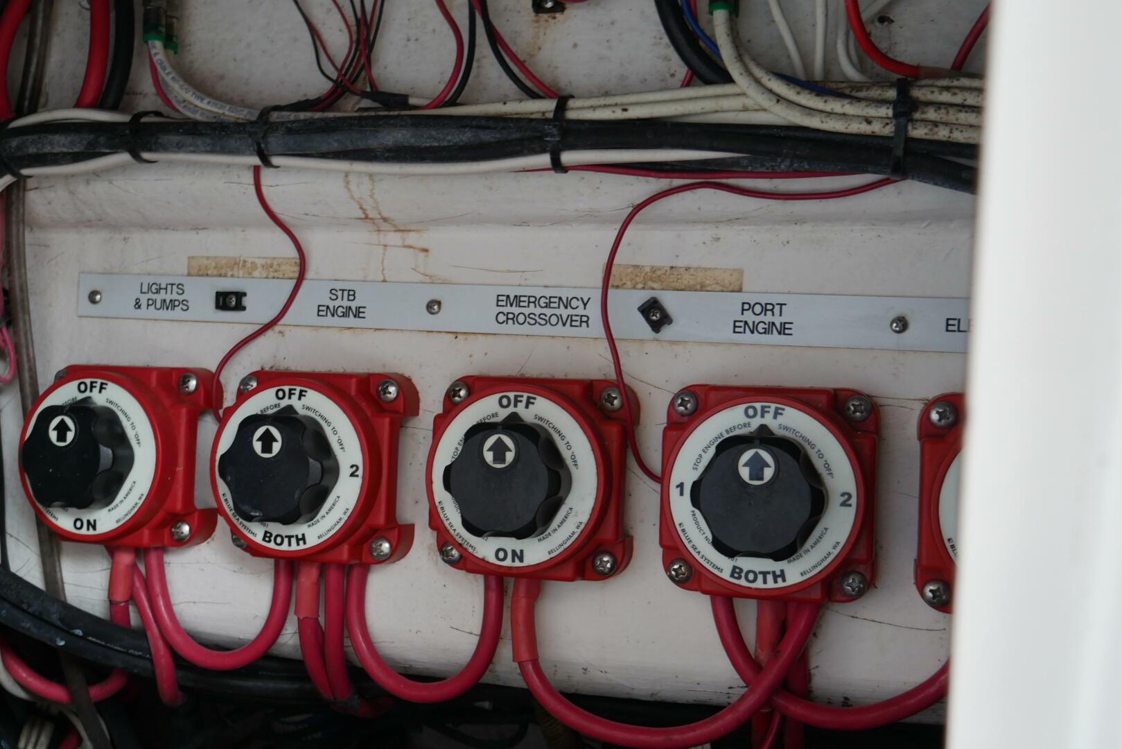 Slide: The Image of 2004 Venture 34 - Switches 2004 Venture 34 Cuddy "FINALE" - 5051243