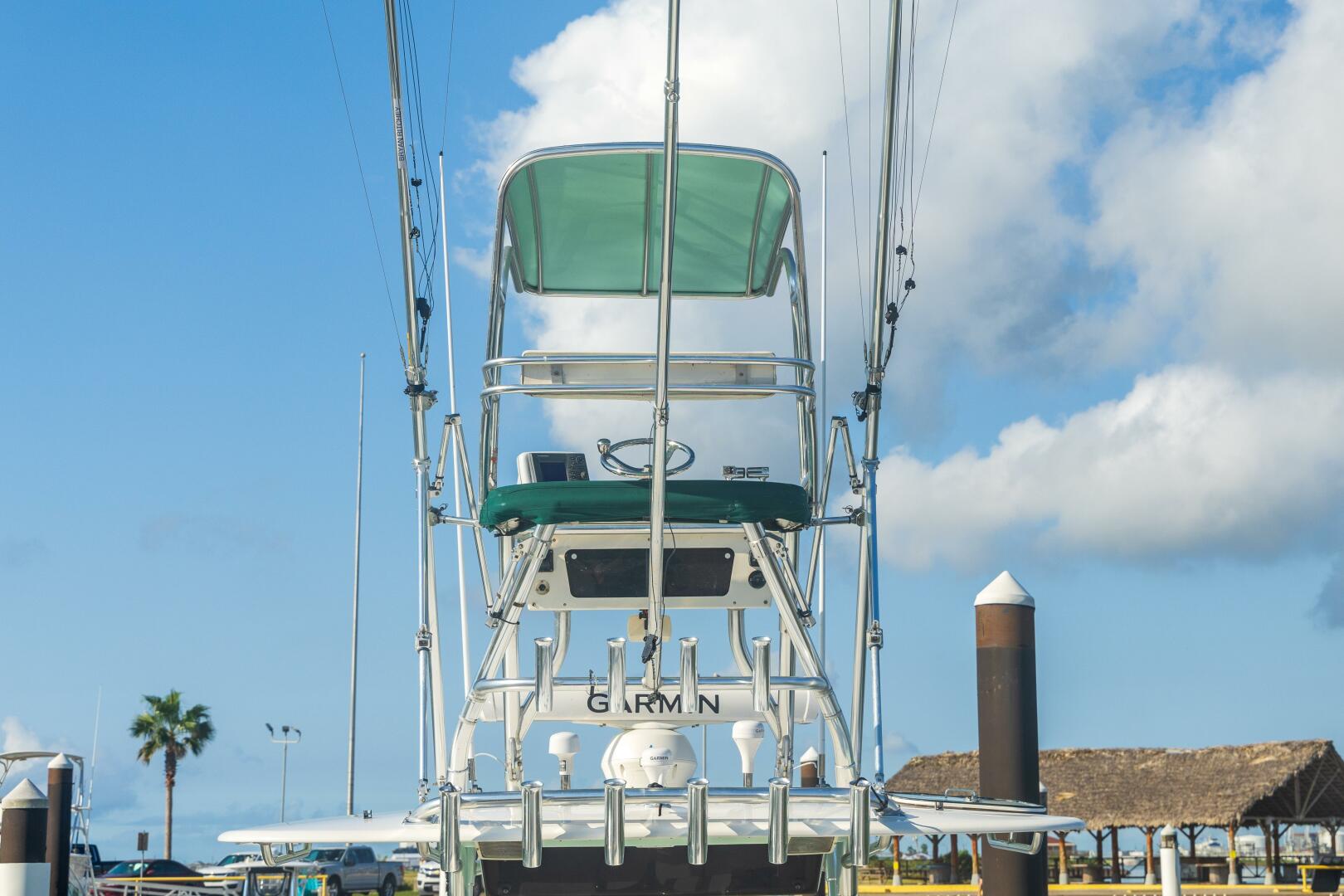 Slide: The Image of 2005 Venture 39 Open 4 Getaway - 4693513