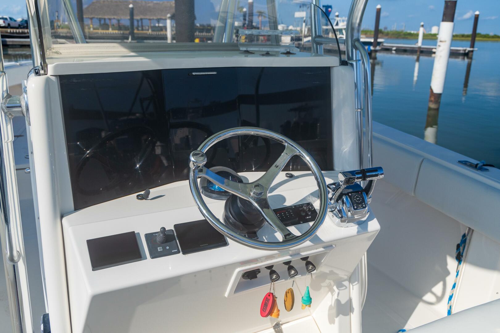 Slide: The Image of 2005 Venture 39 Open 4 Getaway - 4693520