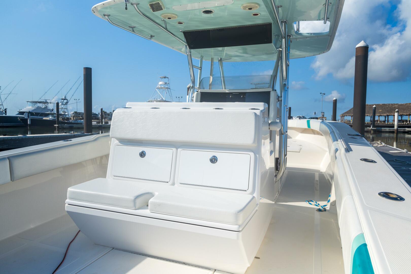 Slide: The Image of 2005 Venture 39 Open 4 Getaway - 4693523