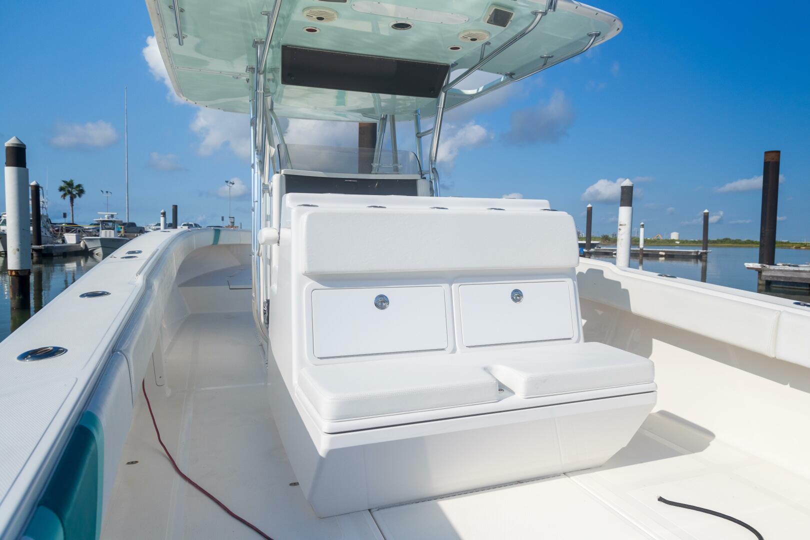 Slide: The Image of 2005 Venture 39 Open 4 Getaway - 4693524