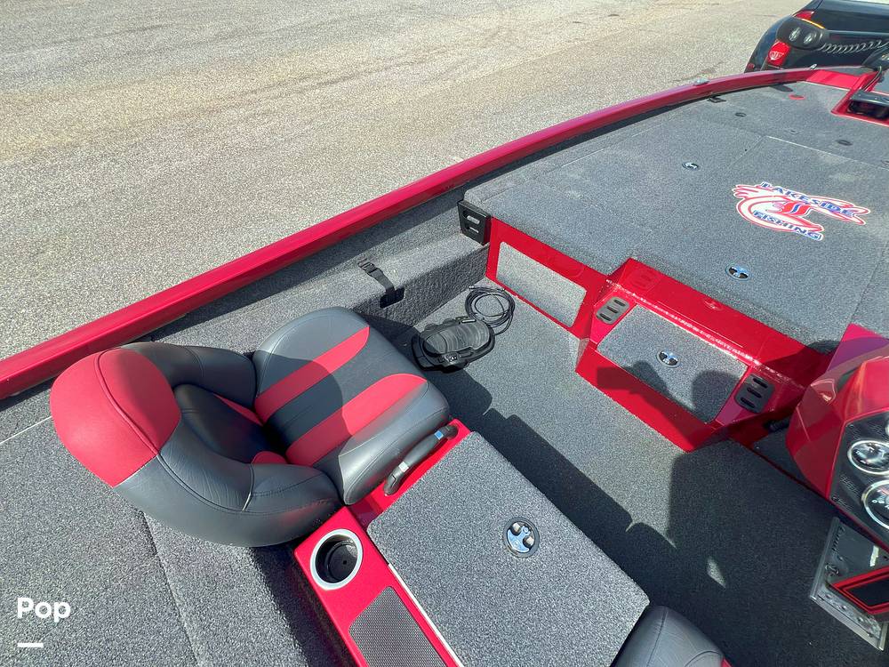 Slide: The Image of Vexus AVX 2080 2022 - 15542103