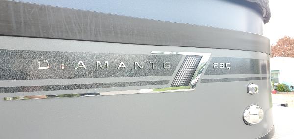 Slide: The Image of Viaggio Diamante D23Q Tri-toon 2023 - 2