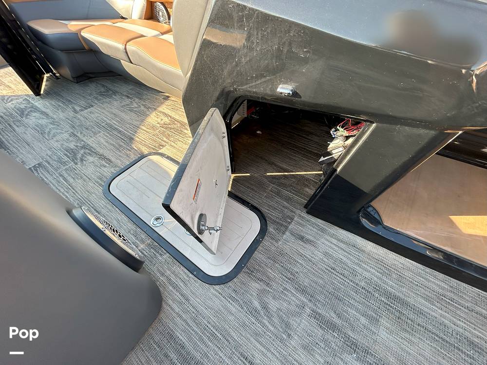 Slide: The Image of Viaggo Diamante 26U 2022 - 14814419