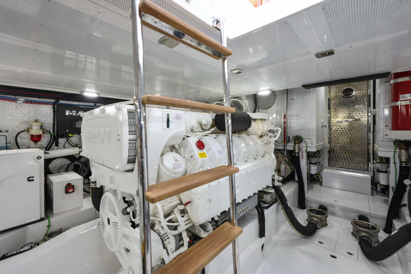 Slide: The Image of Vicem 65 Classic For Sale Port Engine - MAN 1550 - 5408988