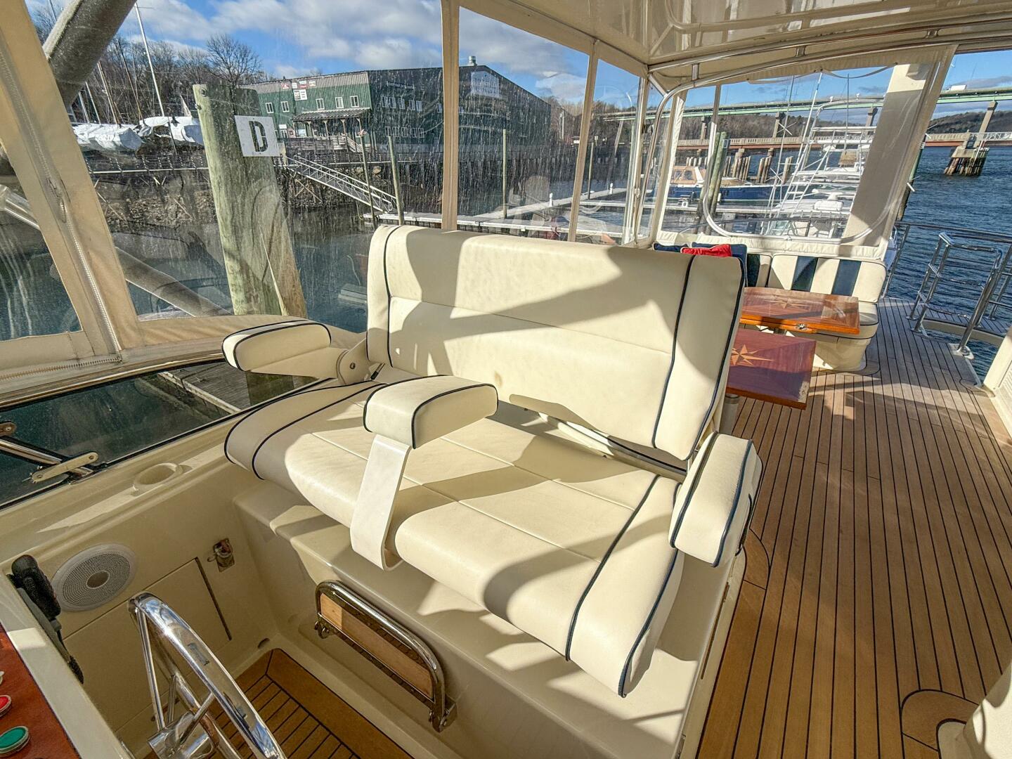 Slide: The Image of Vicem 77 Flybridge 2011 - 5102211