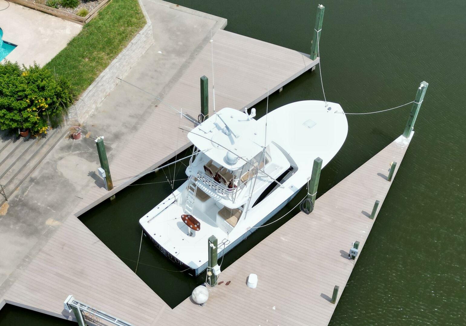 Slide: The Image of 2019 Viking 37 Convertible Leveled Up II - 4610286