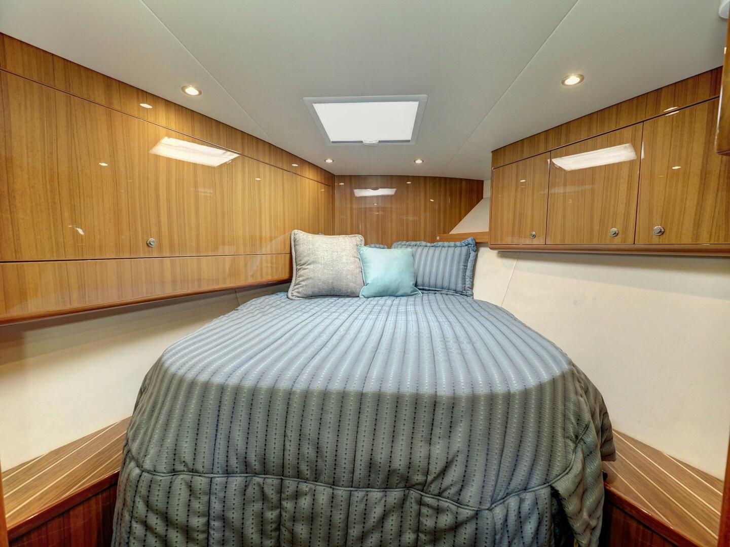 Slide: The Image of 2019 Viking 37 Convertible Leveled Up II - 4610236