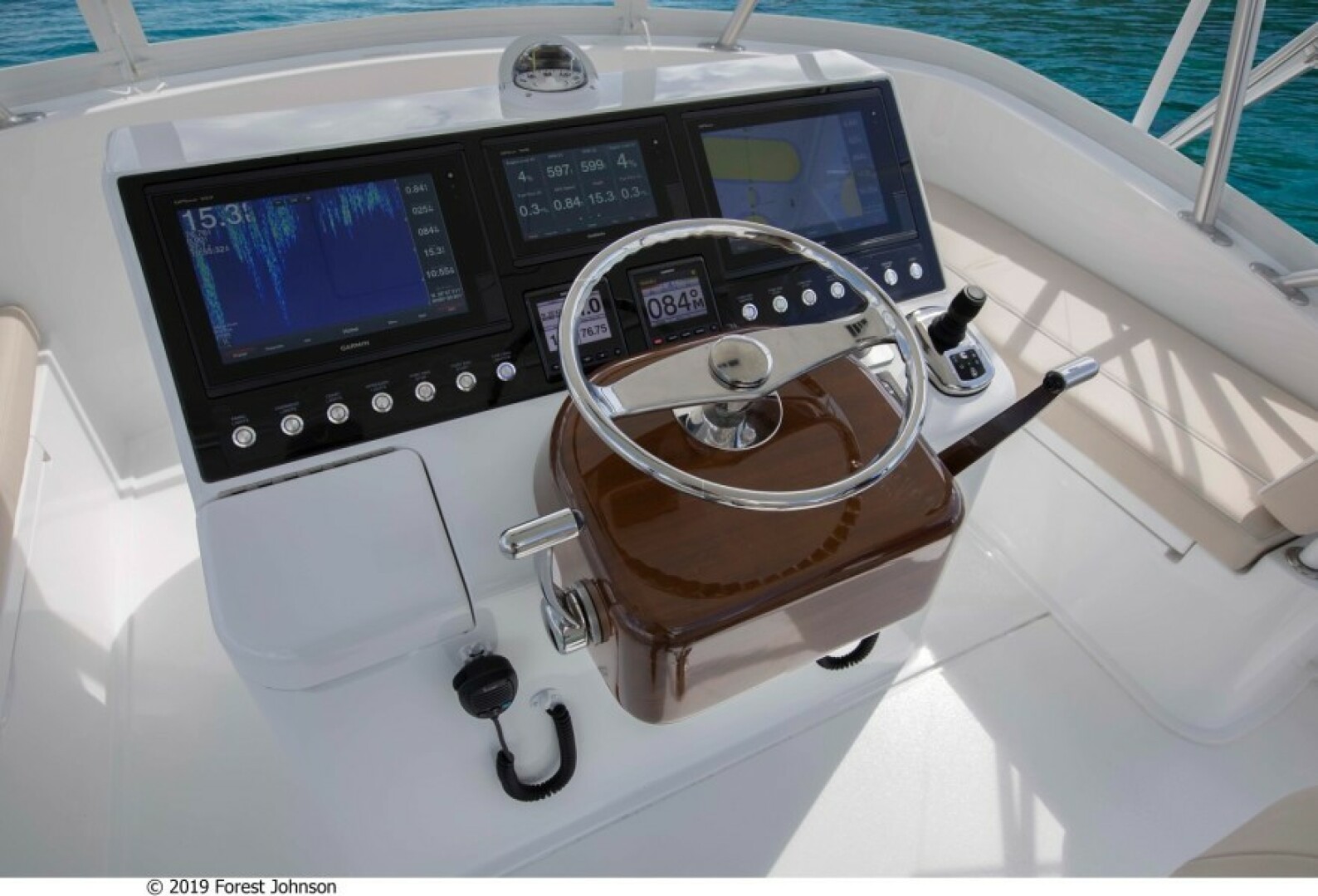 Slide: The Image of 38 Viking Billfish helm - 4247246