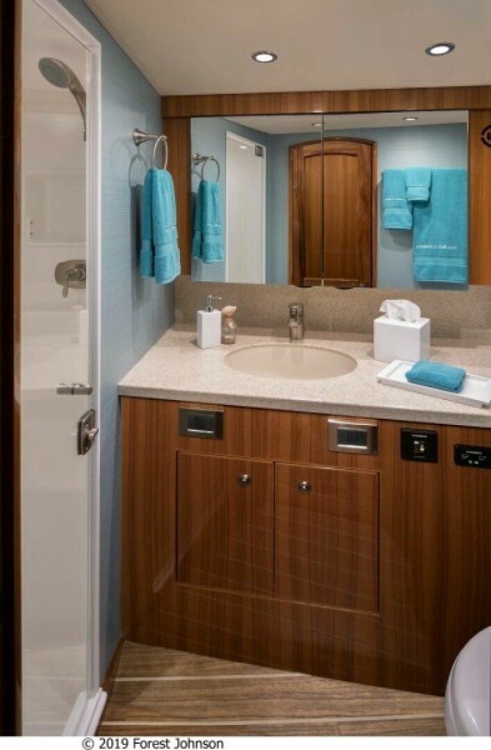 Slide: The Image of 38 Viking Billfish head - 5340880