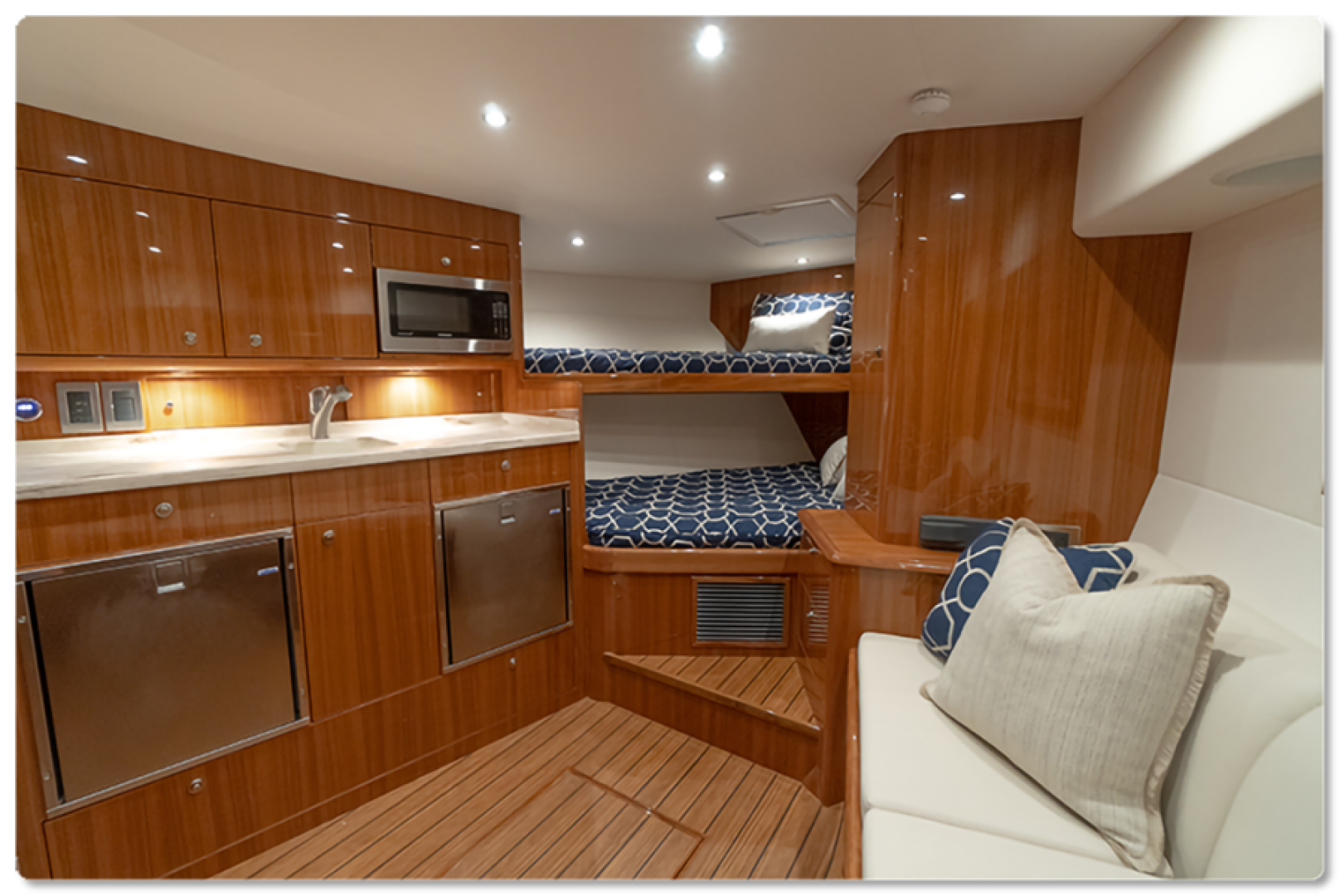 Slide: The Image of 38 Viking Open Salon - 5340907