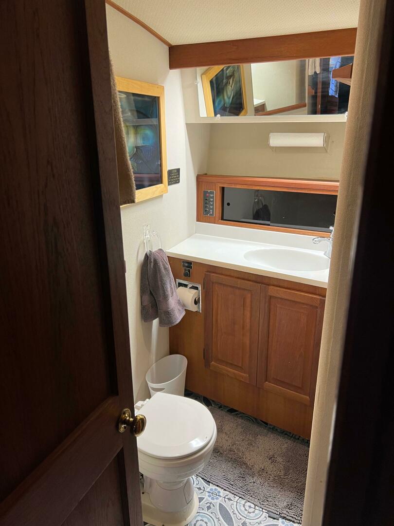 Slide: The Image of Viking 41 Convertible 1985 - 4790803