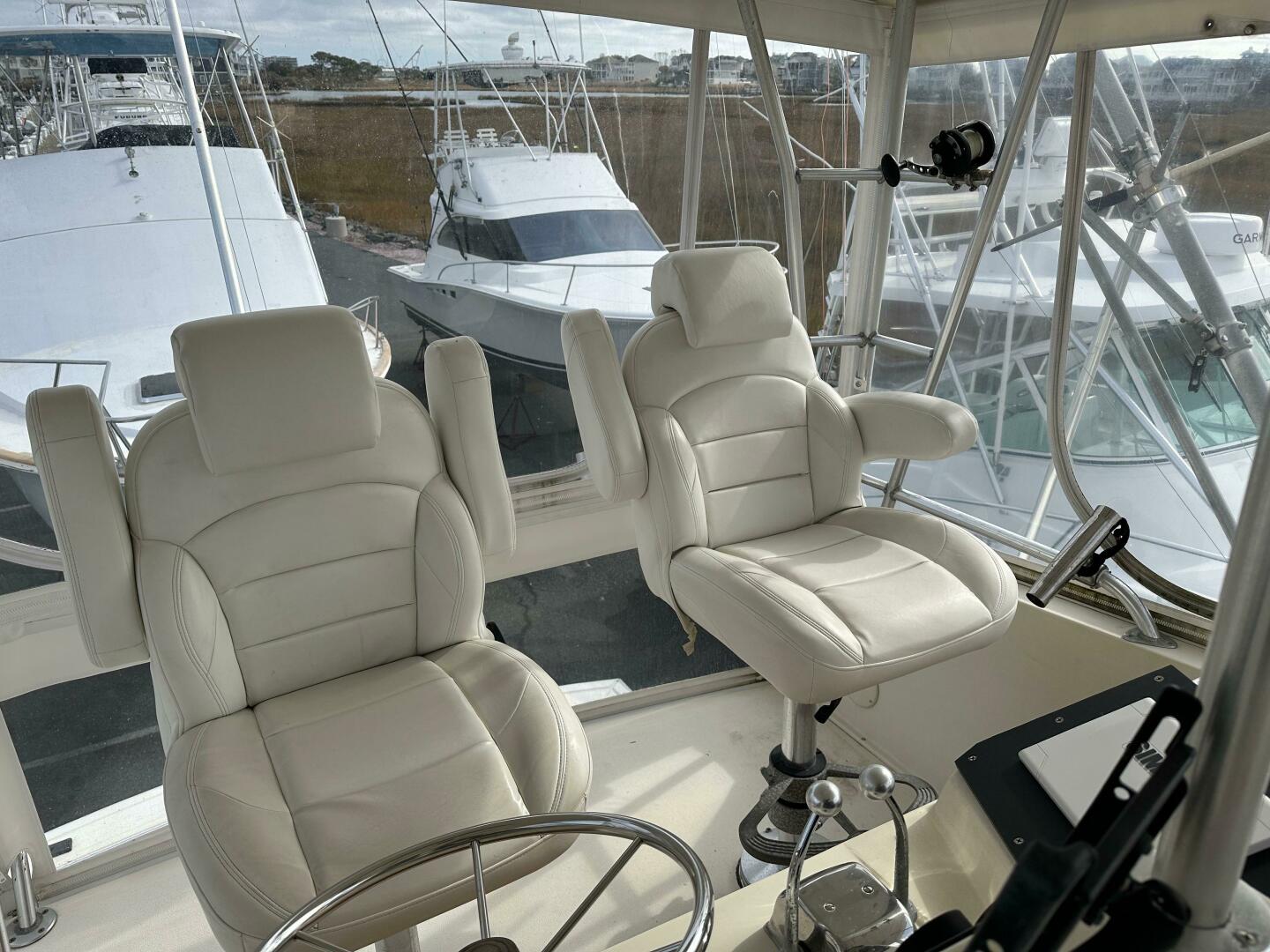 Slide: The Image of Viking 41 Convertible 1985 - 4790806