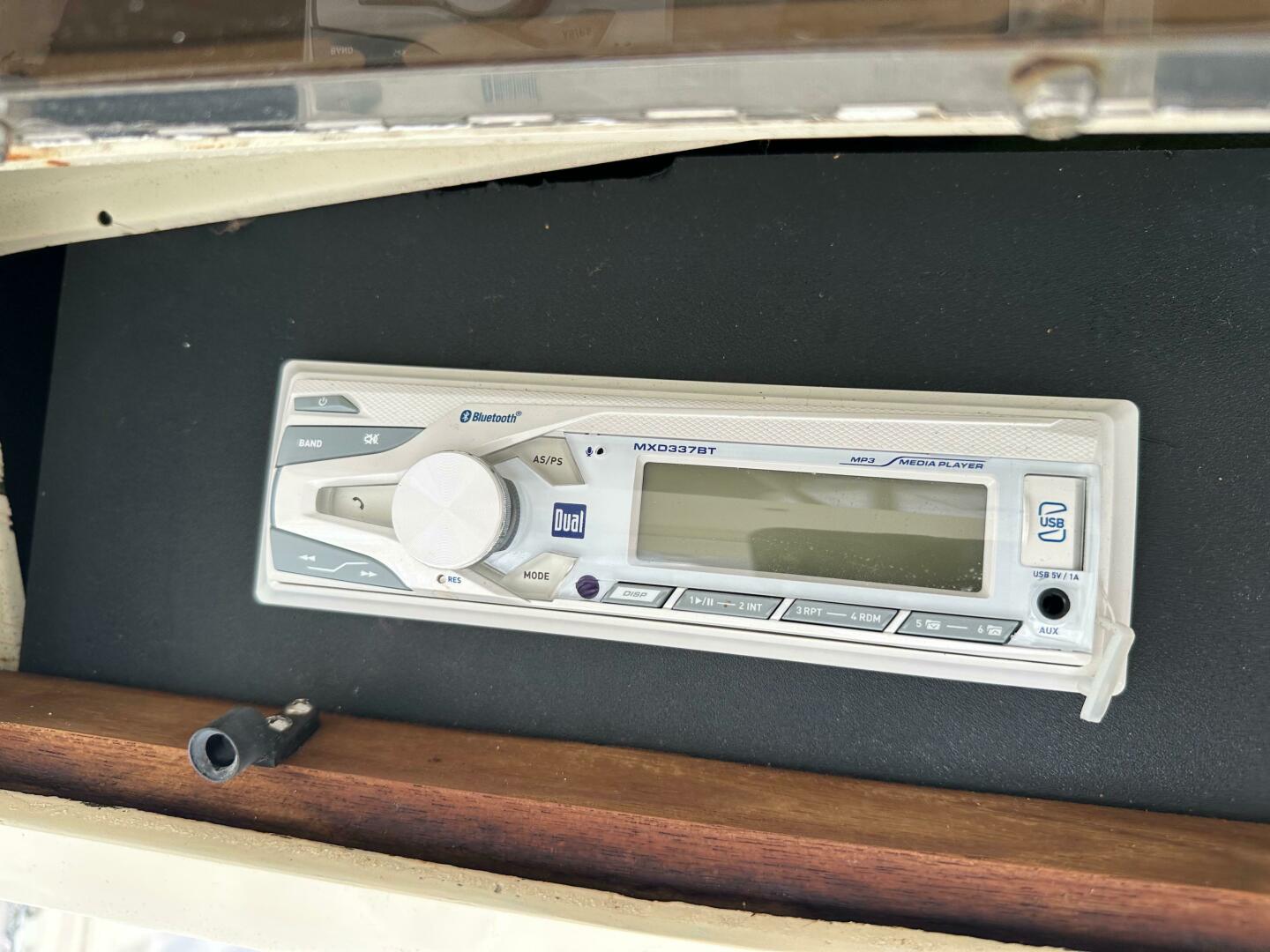 Slide: The Image of Viking 41 Convertible 1985 - 4790820