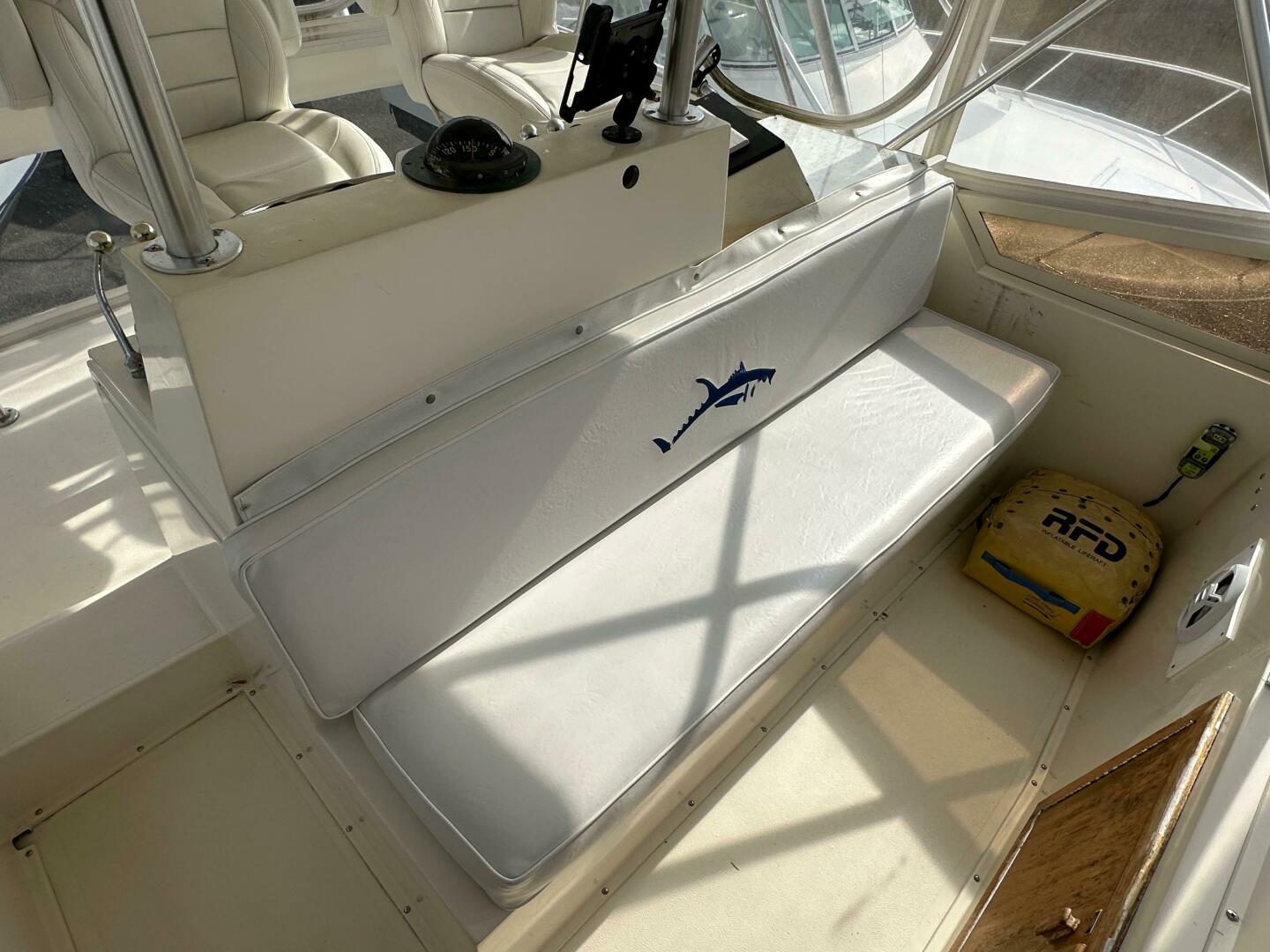 Slide: The Image of Viking 41 Convertible 1985 - 4790821