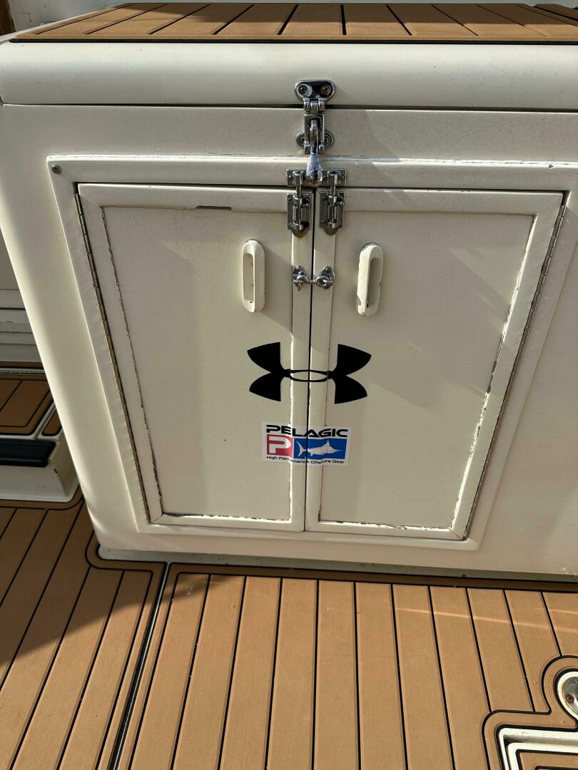 Slide: The Image of Viking 41 Convertible 1985 - 4790830