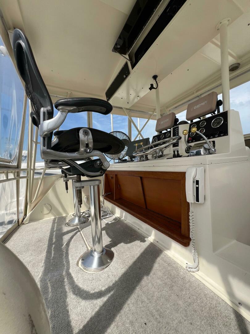 Slide: The Image of Viking 41 Convertible 1987 - 5487227