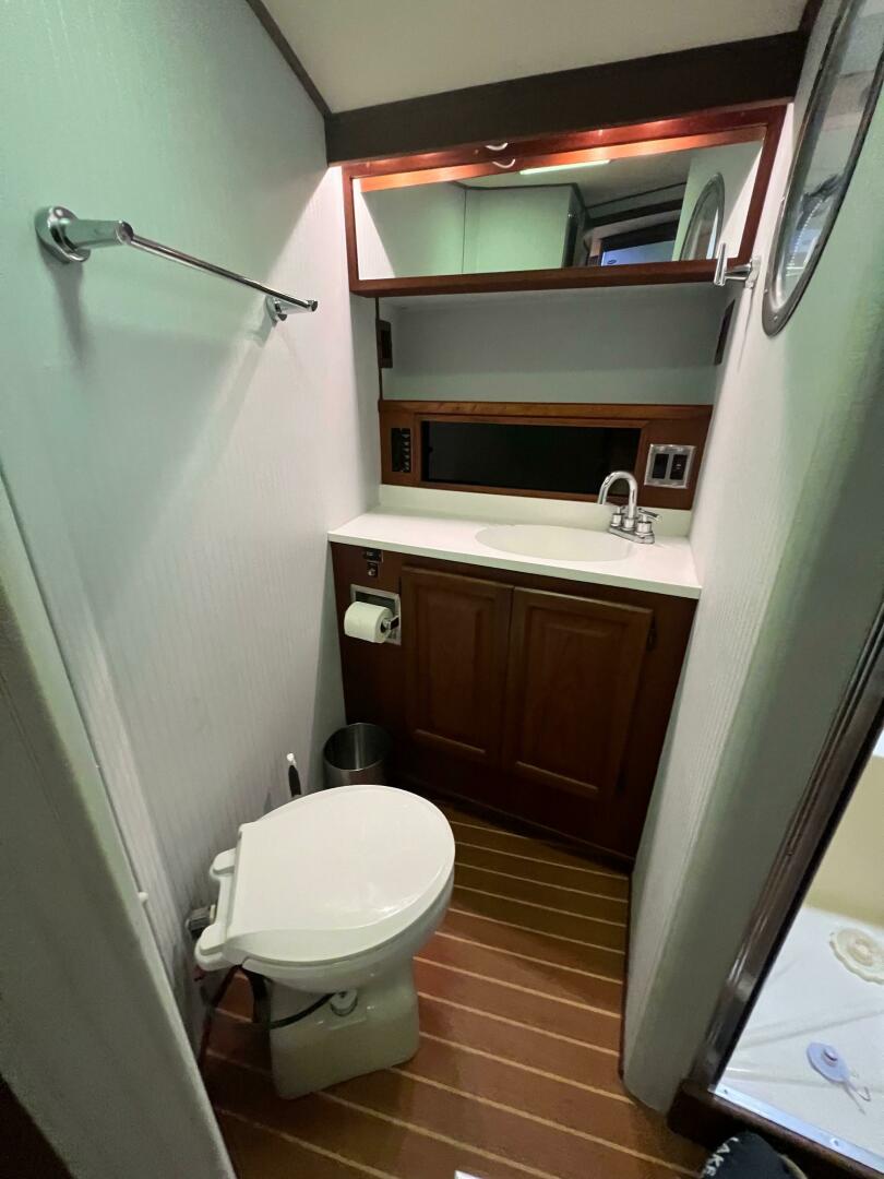 Slide: The Image of Viking 41 Convertible 1987 - 5487245