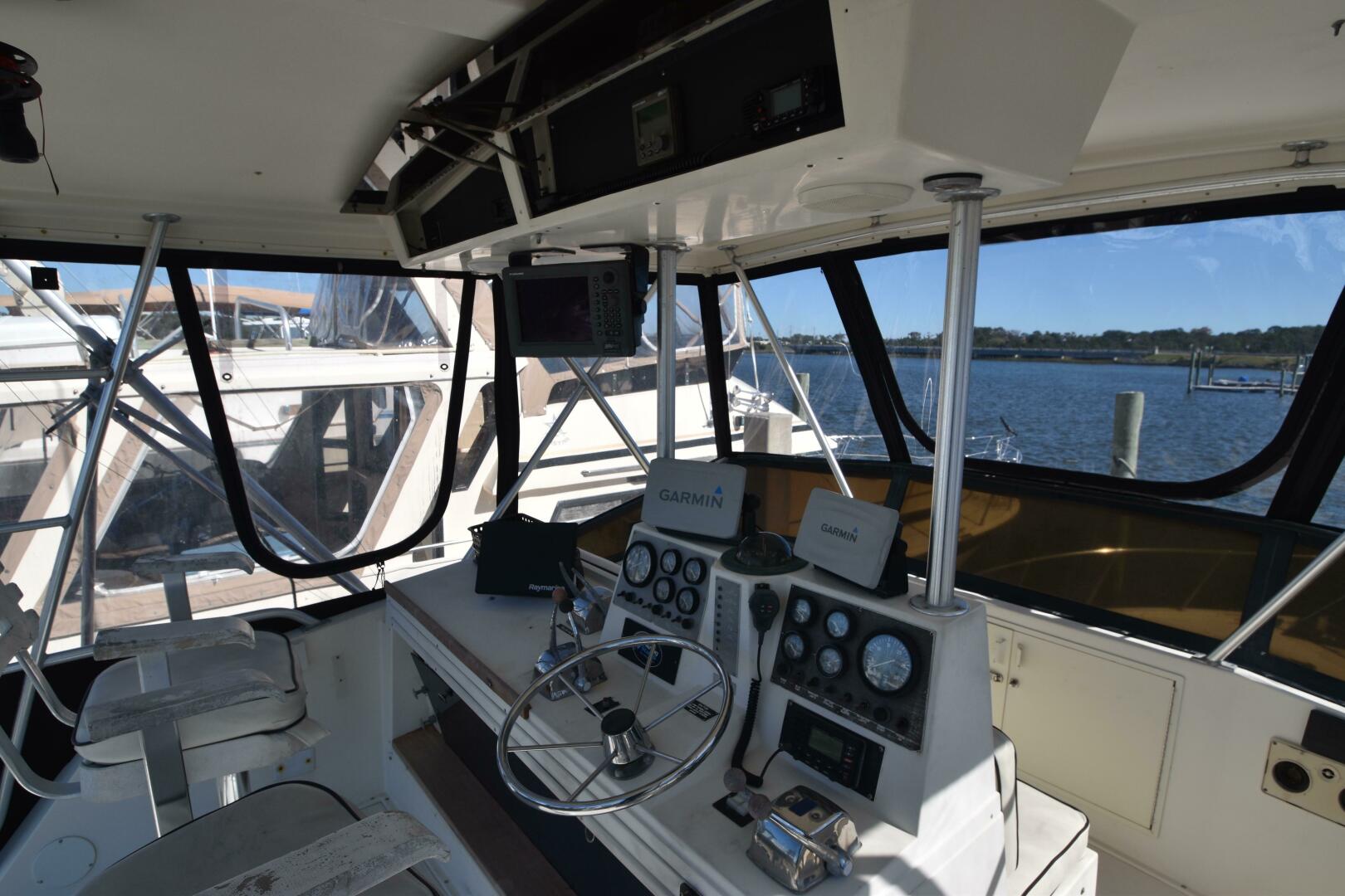 Slide: The Image of Viking 41 Convertible 1988 - 4749119