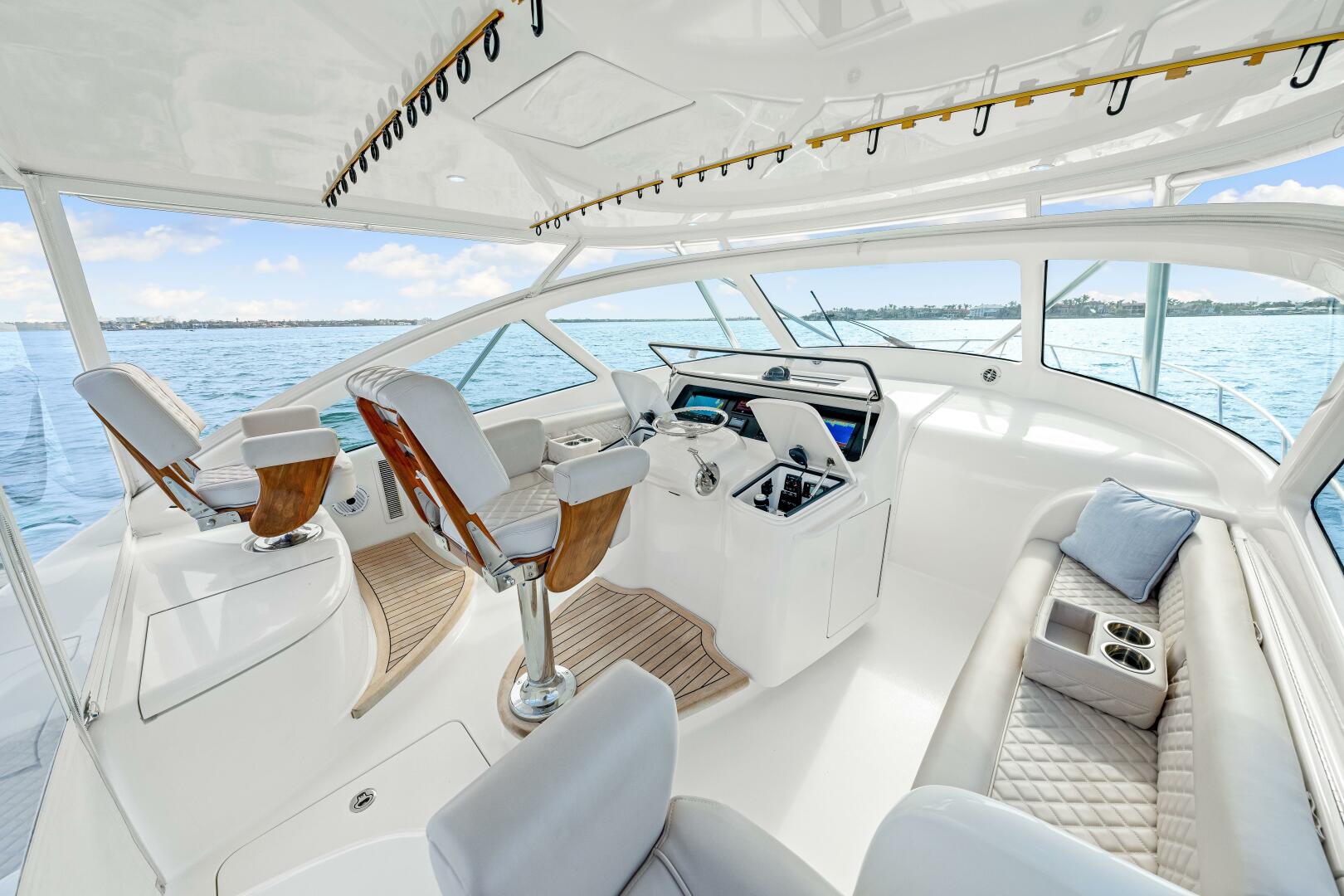 Slide: The Image of 2012 Viking 42 Open "Bad Habits" - Helm - 5417272