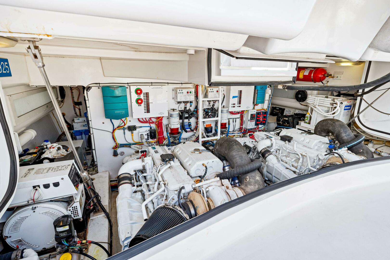 Slide: The Image of 2012 Viking 42 Open "Bad Habits" - Engine room - 5417363