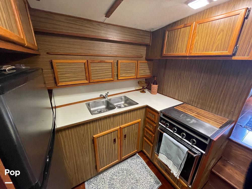 Slide: The Image of Viking 43 Double Cabin Motoryacht 1976 - 11438170