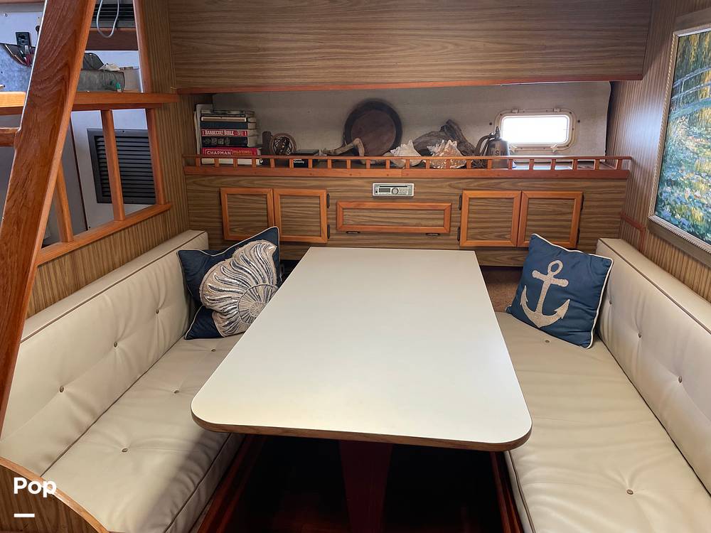 Slide: The Image of Viking 43 Double Cabin Motoryacht 1976 - 11438174