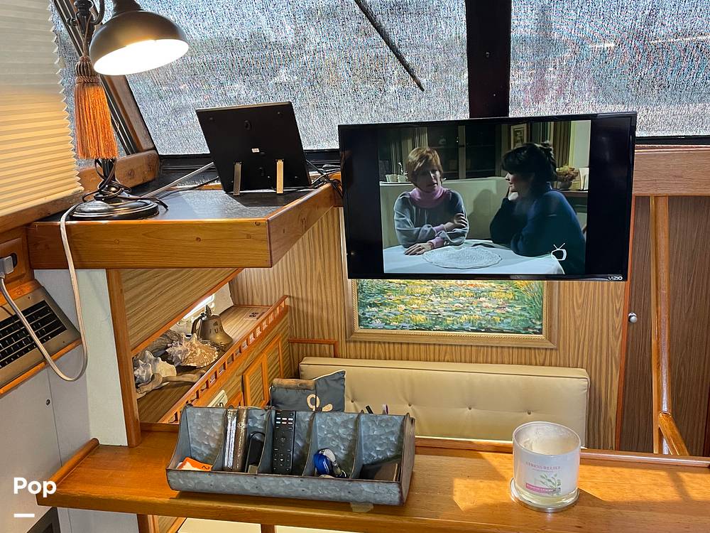 Slide: The Image of Viking 43 Double Cabin Motoryacht 1976 - 11438181