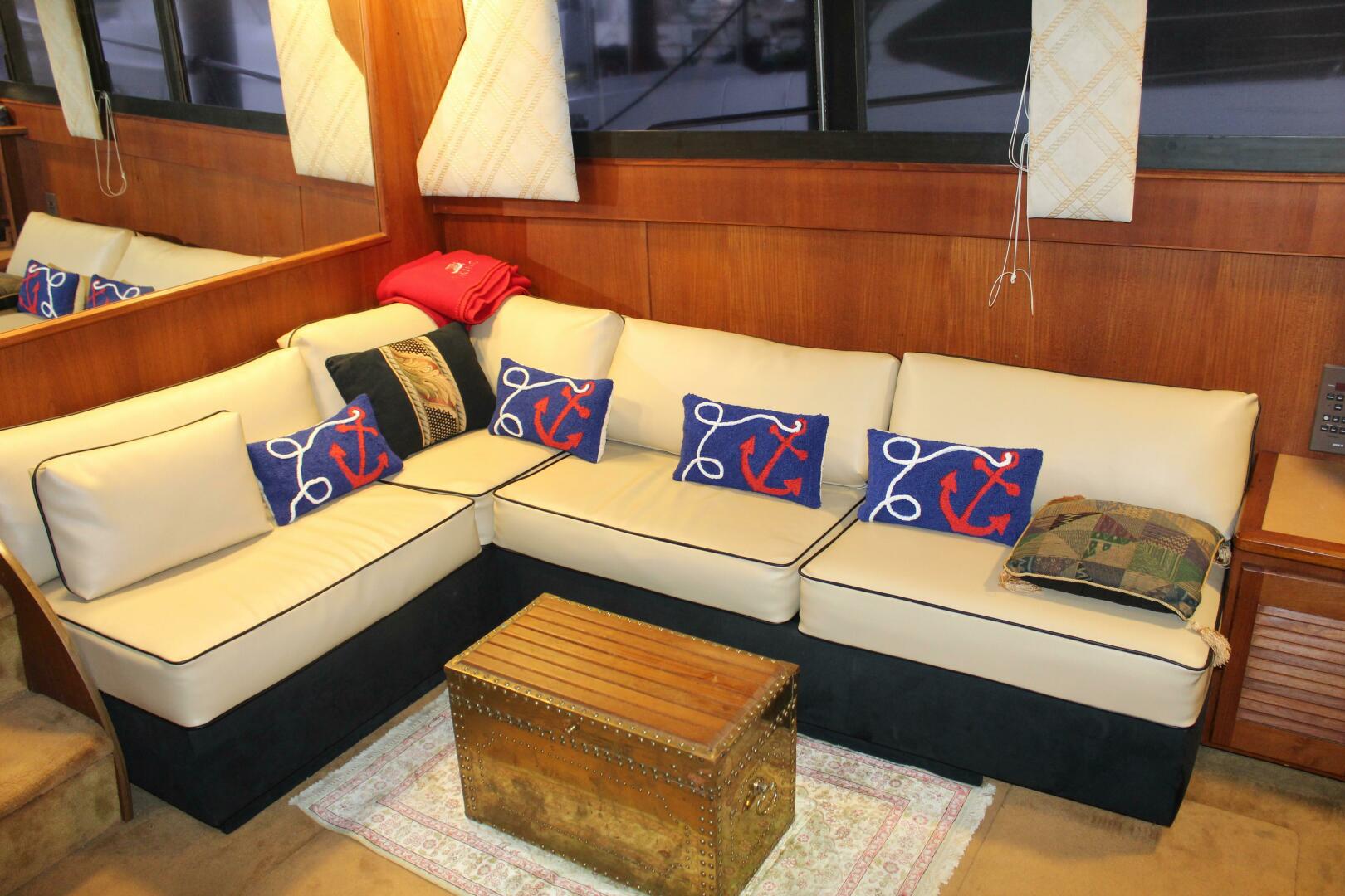 Slide: The Image of Viking 44 Motor Yacht 1986 - 5291316