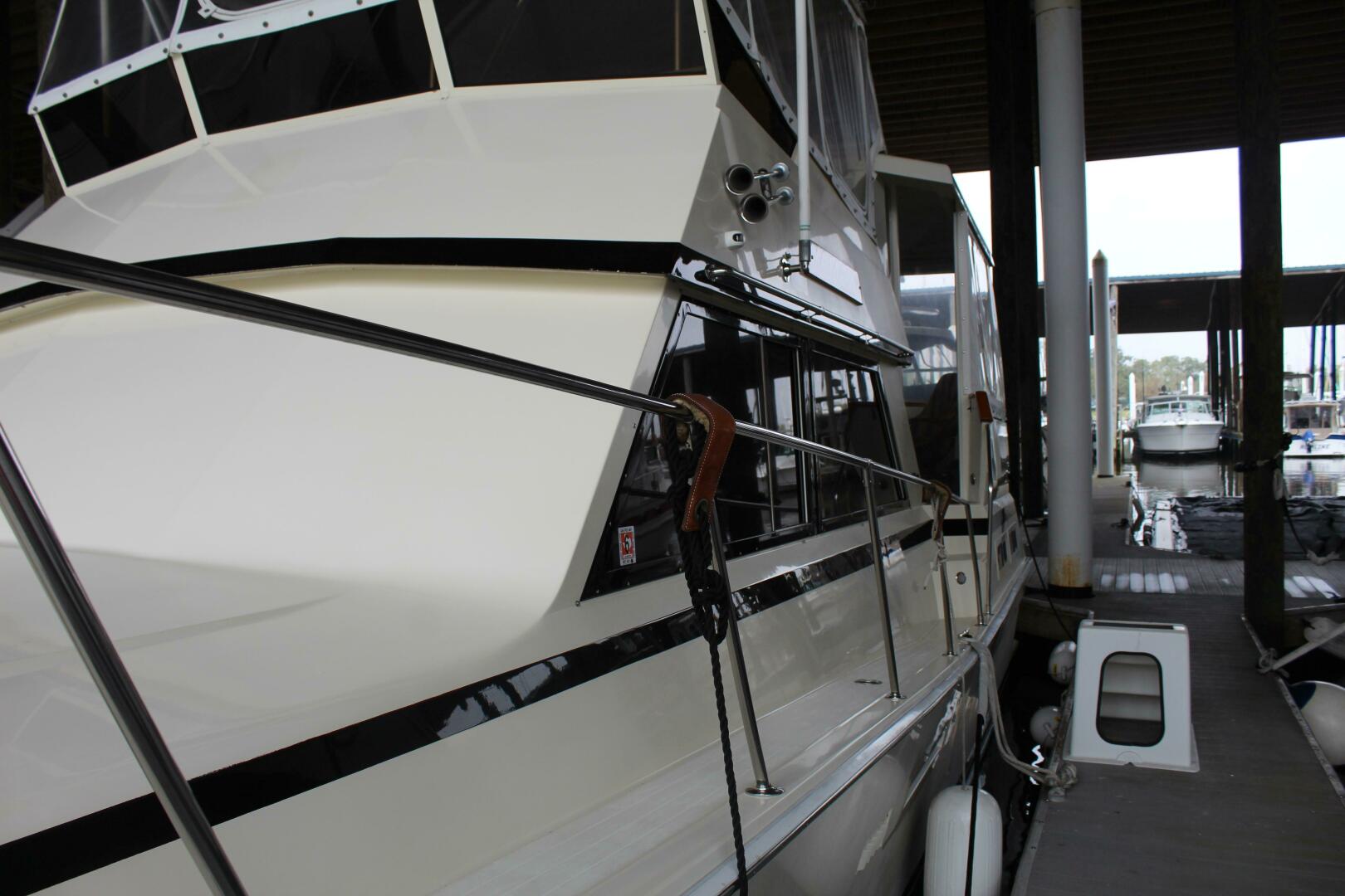 Slide: The Image of Viking 44 Motor Yacht 1986 - 5291356