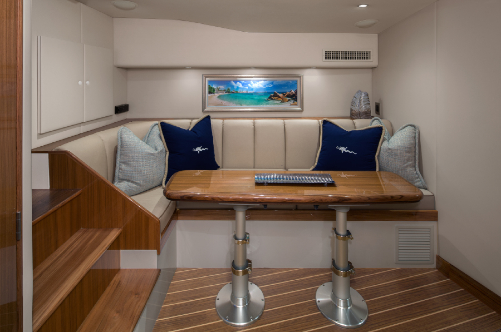Slide: The Image of Viking 44 Open Dinette - 4247514