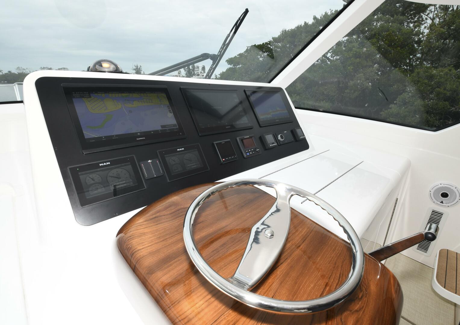 Slide: The Image of 44ft Viking -2022 44 SC Helm Helm & Cockpit - 4095163