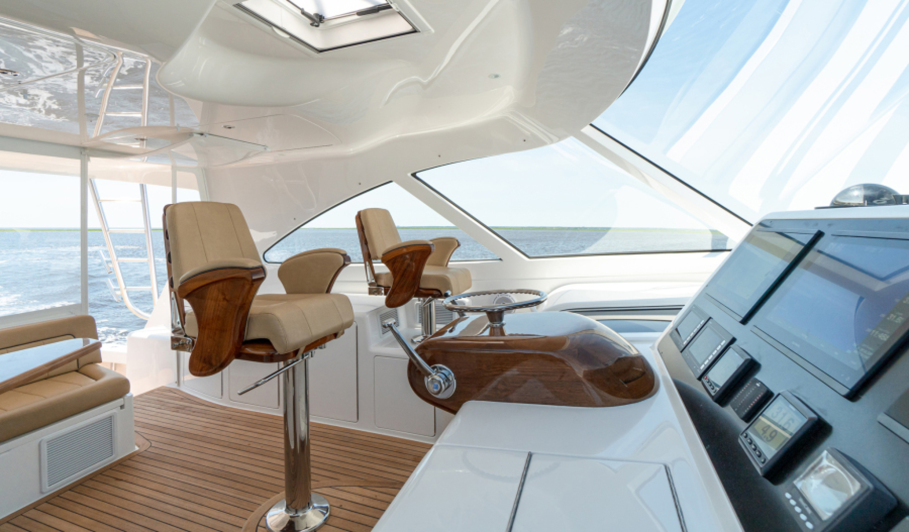 Slide: The Image of 2023 44 Viking Sport Tower Flybridge - 3203524