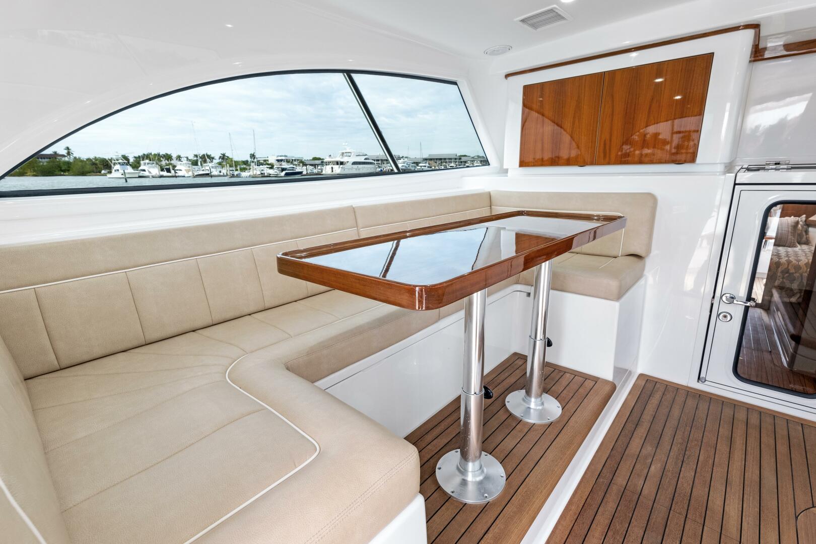 Slide: The Image of 46' Viking 2021 46 Billfish -Dinette  - 4954551
