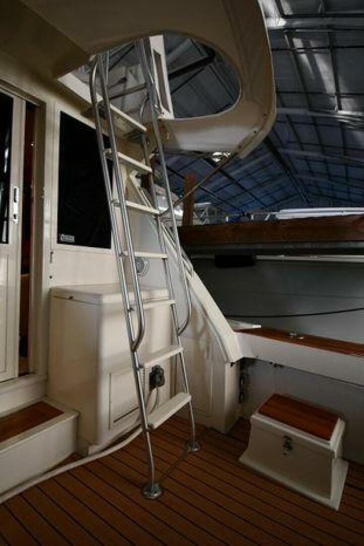 Slide: The Image of Viking 48 Convertible 1988 - 5105931