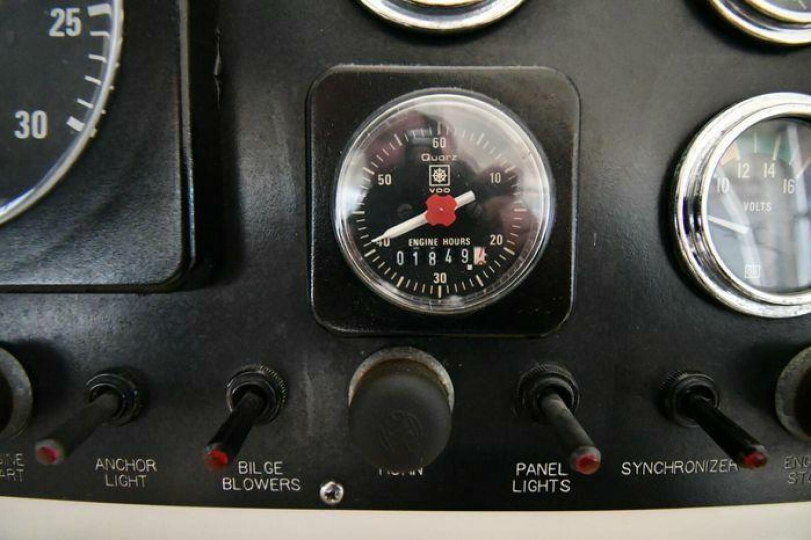 Slide: The Image of Viking 48 Convertible 1988 - 5105940