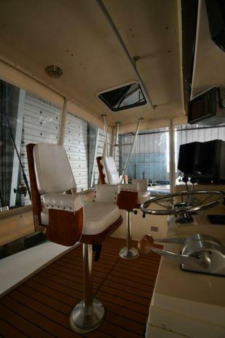 Slide: The Image of Viking 48 Convertible 1988 - 5105950