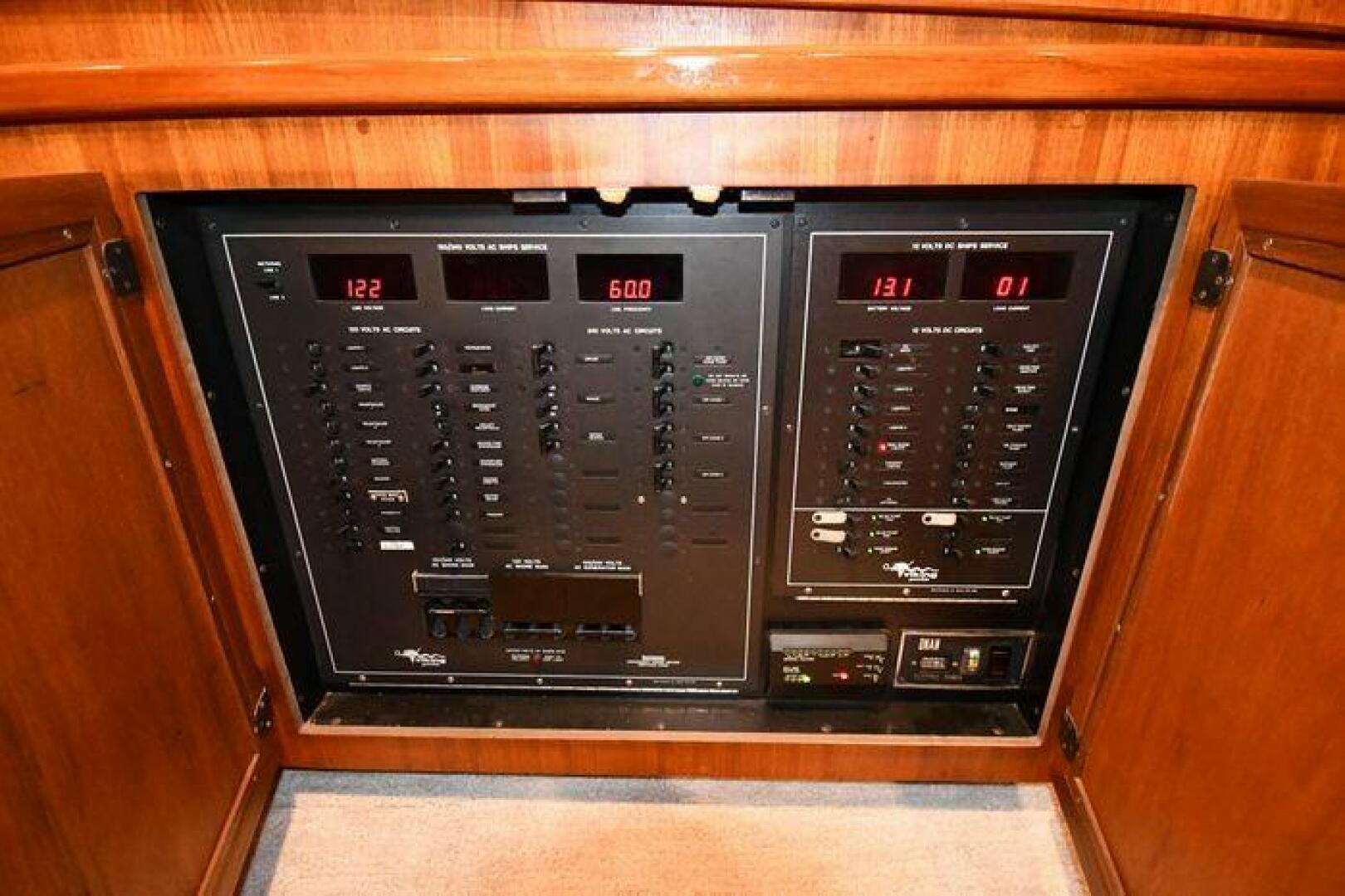 Slide: The Image of Viking 48 Convertible 1988 - 5105994