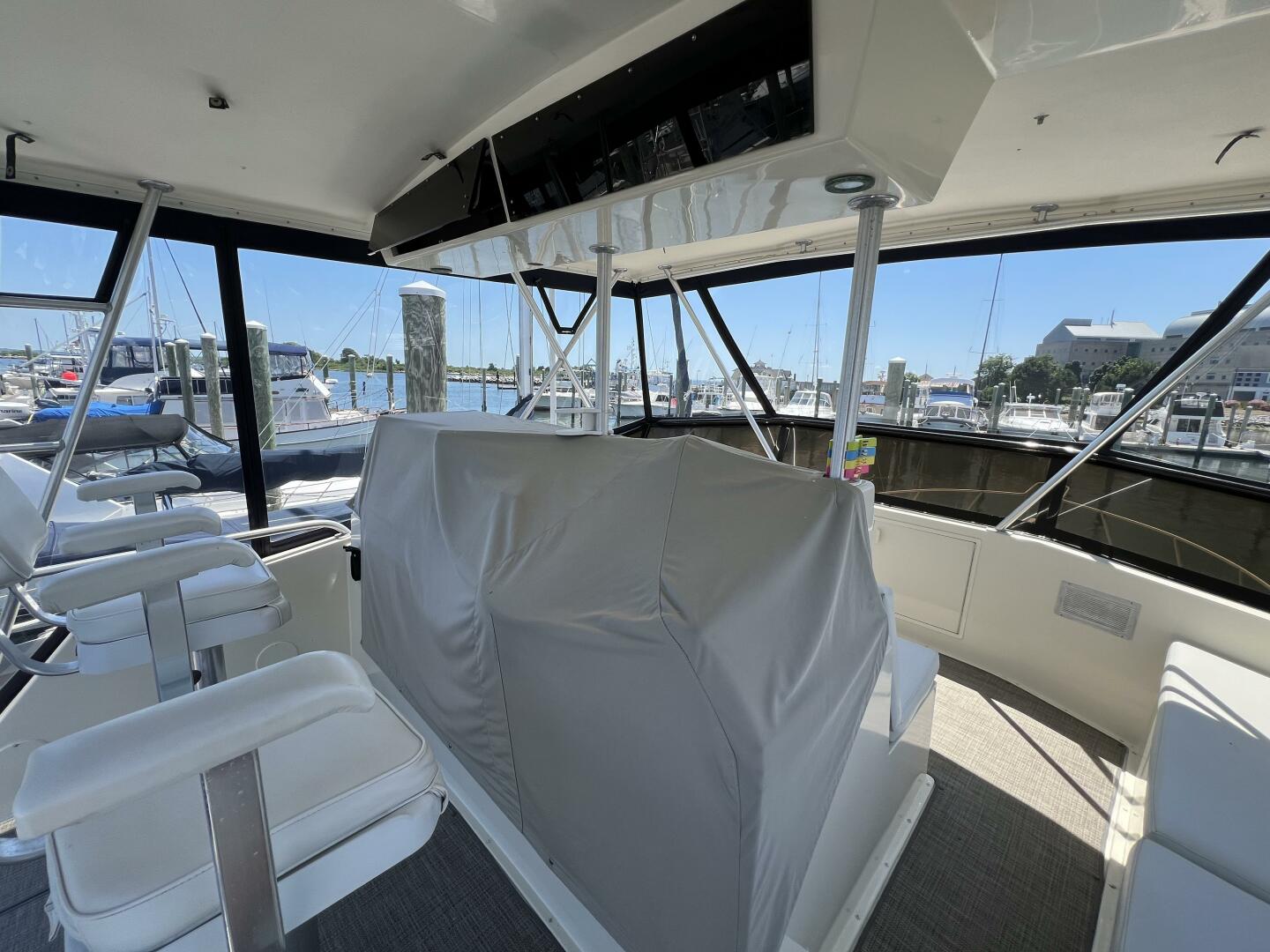 Slide: The Image of Viking 48 Convertible 1990 - 4499925
