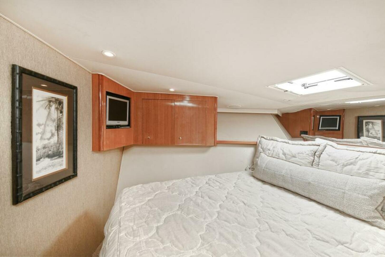 Slide: The Image of Viking 48 Convertible 2002 - 5505727