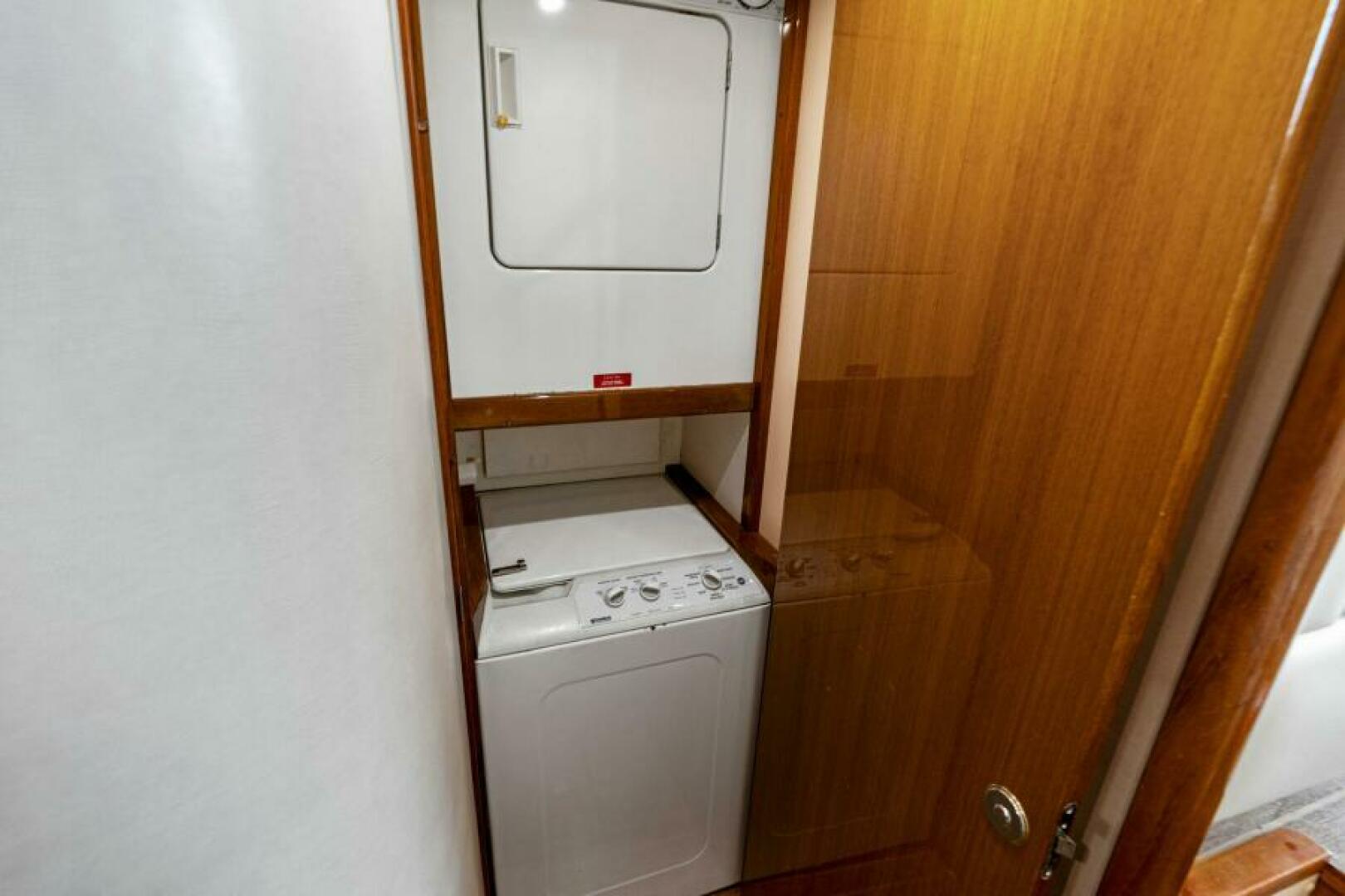 Slide: The Image of 2003 Viking 48 Convertible Laundry - 5450492