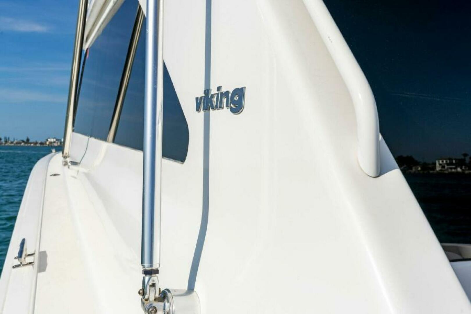 Slide: The Image of 2003 Viking 48 Convertible - 5450457