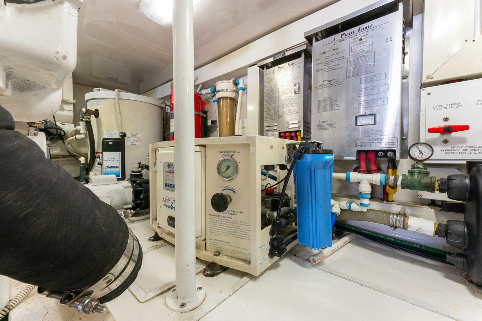 Slide: The Image of 2004 Viking 48 Convertible  - 5350826