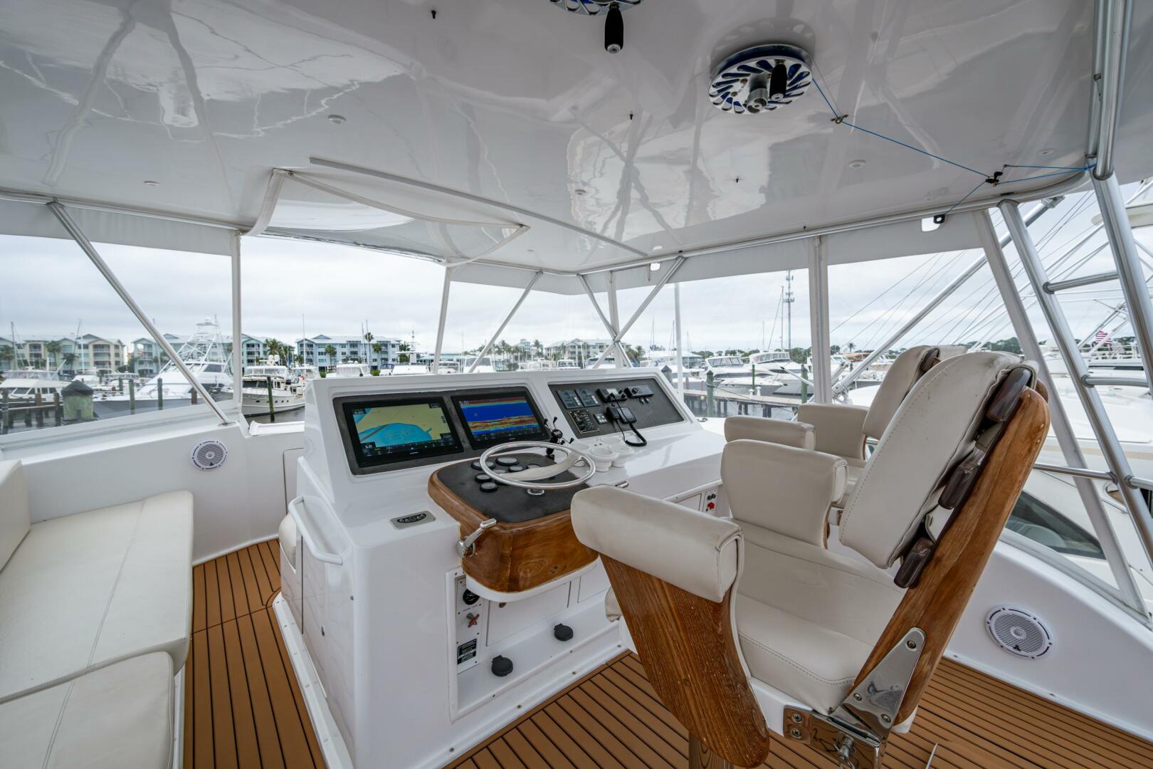 Slide: The Image of 2001 Viking 50 Convertible Overcharged - 5033986