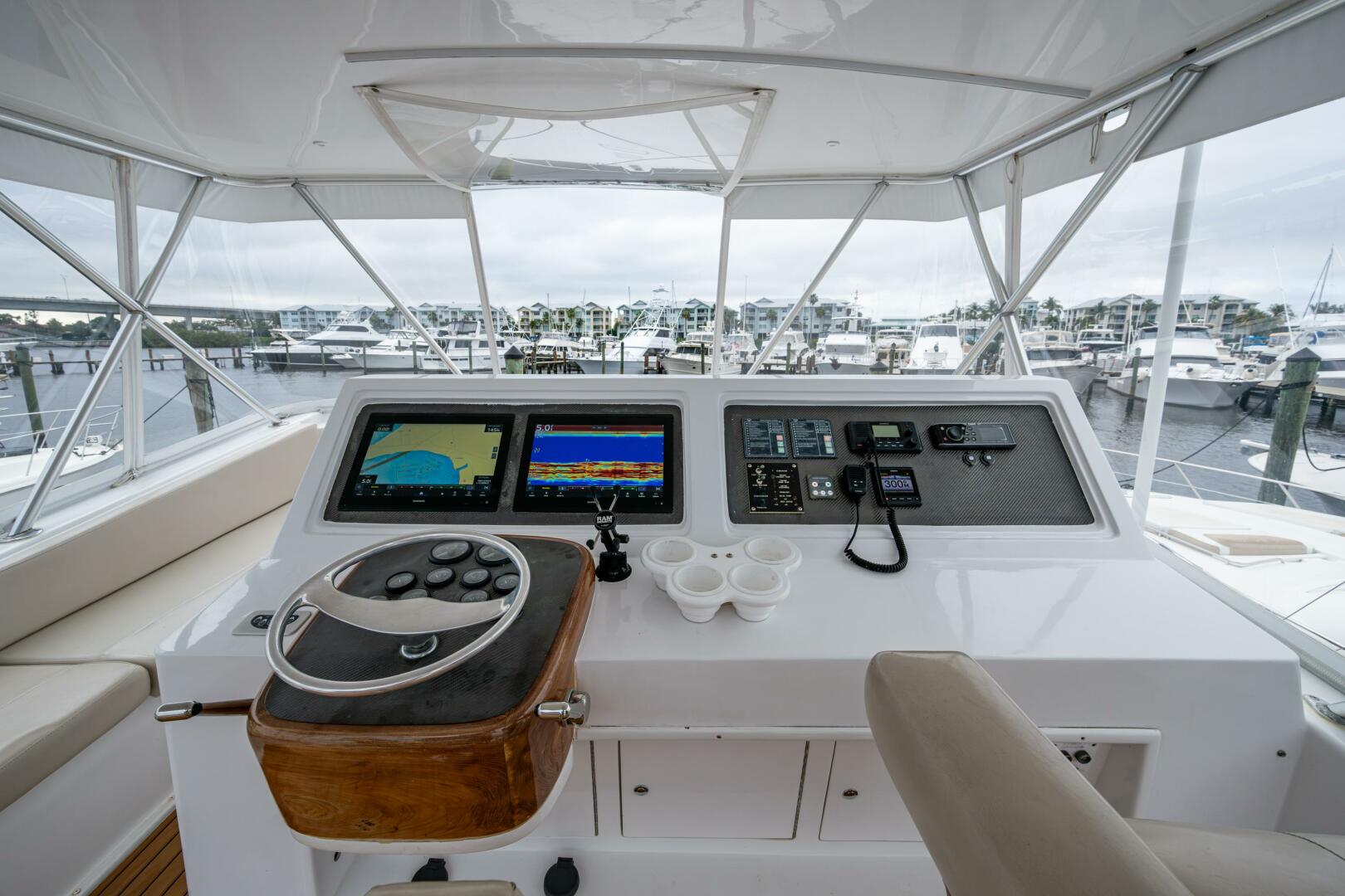 Slide: The Image of 2001 Viking 50 Convertible Overcharged - 5033987